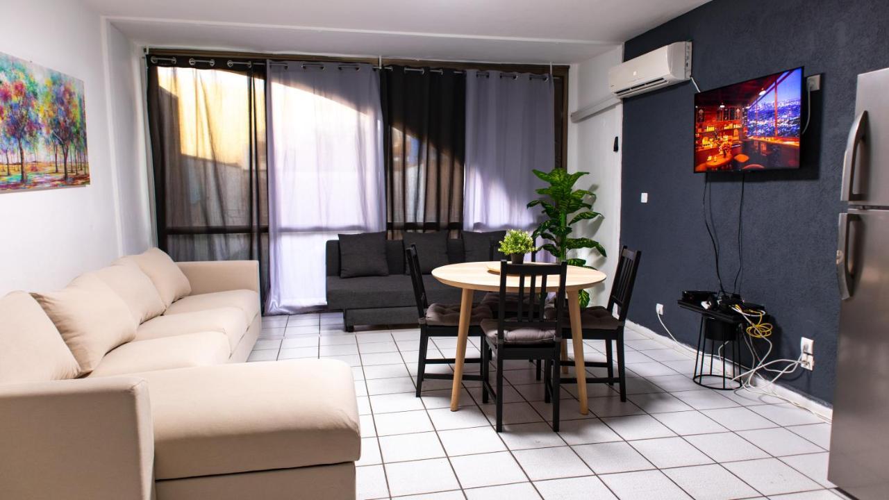 Grey House Eilat Exterior photo